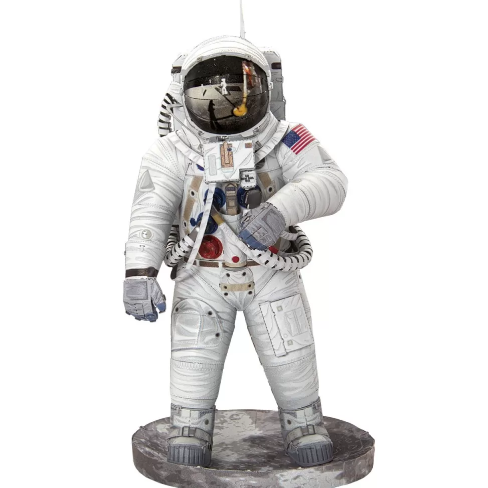 Cheap NASA Gear Apollo 11 Astronaut by Metal Earth