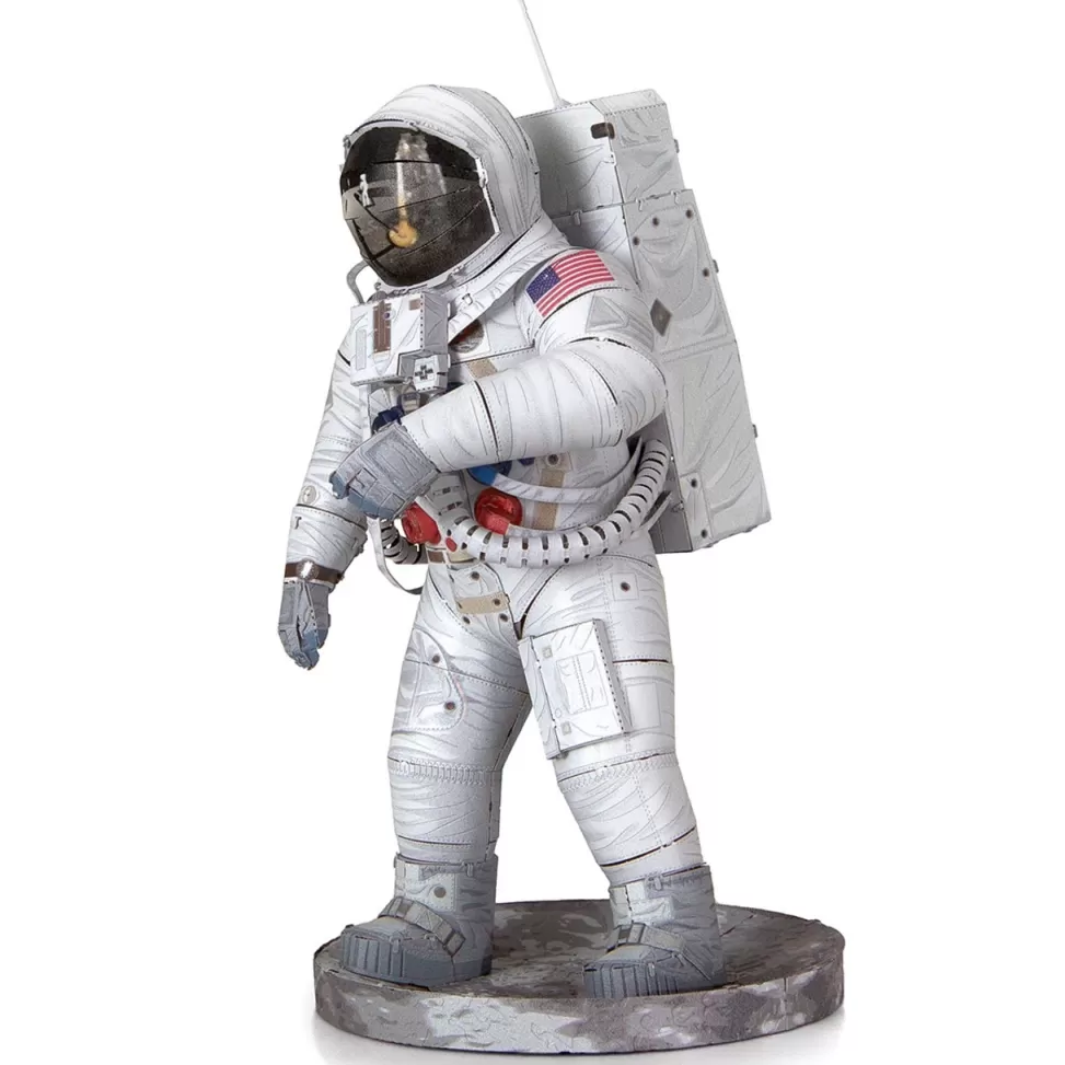 Cheap NASA Gear Apollo 11 Astronaut by Metal Earth